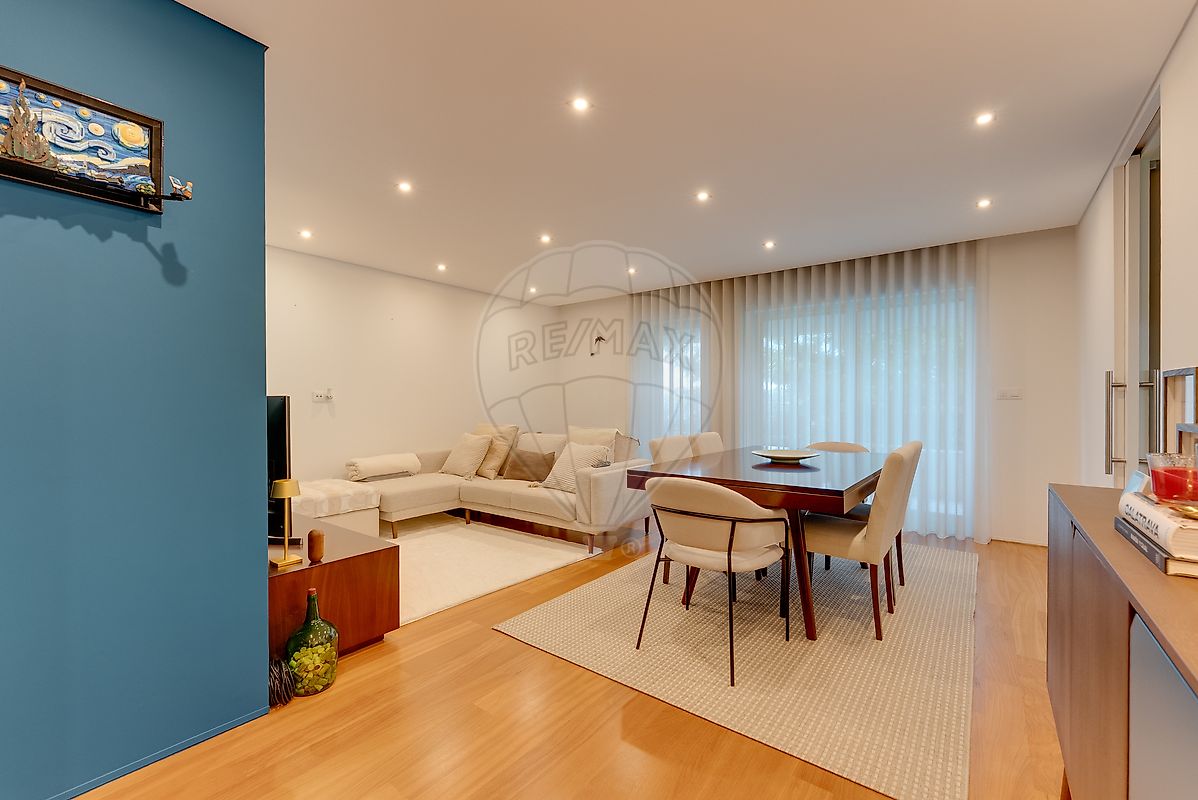 Apartamento T2 à venda em Porto