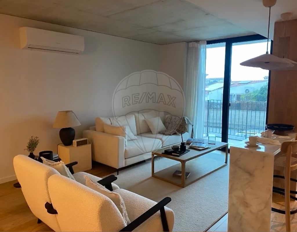 Apartamento T2 à venda em Oliveira de Azeméis