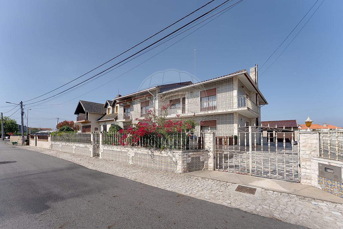 Apartamento T5 à venda em Ílhavo