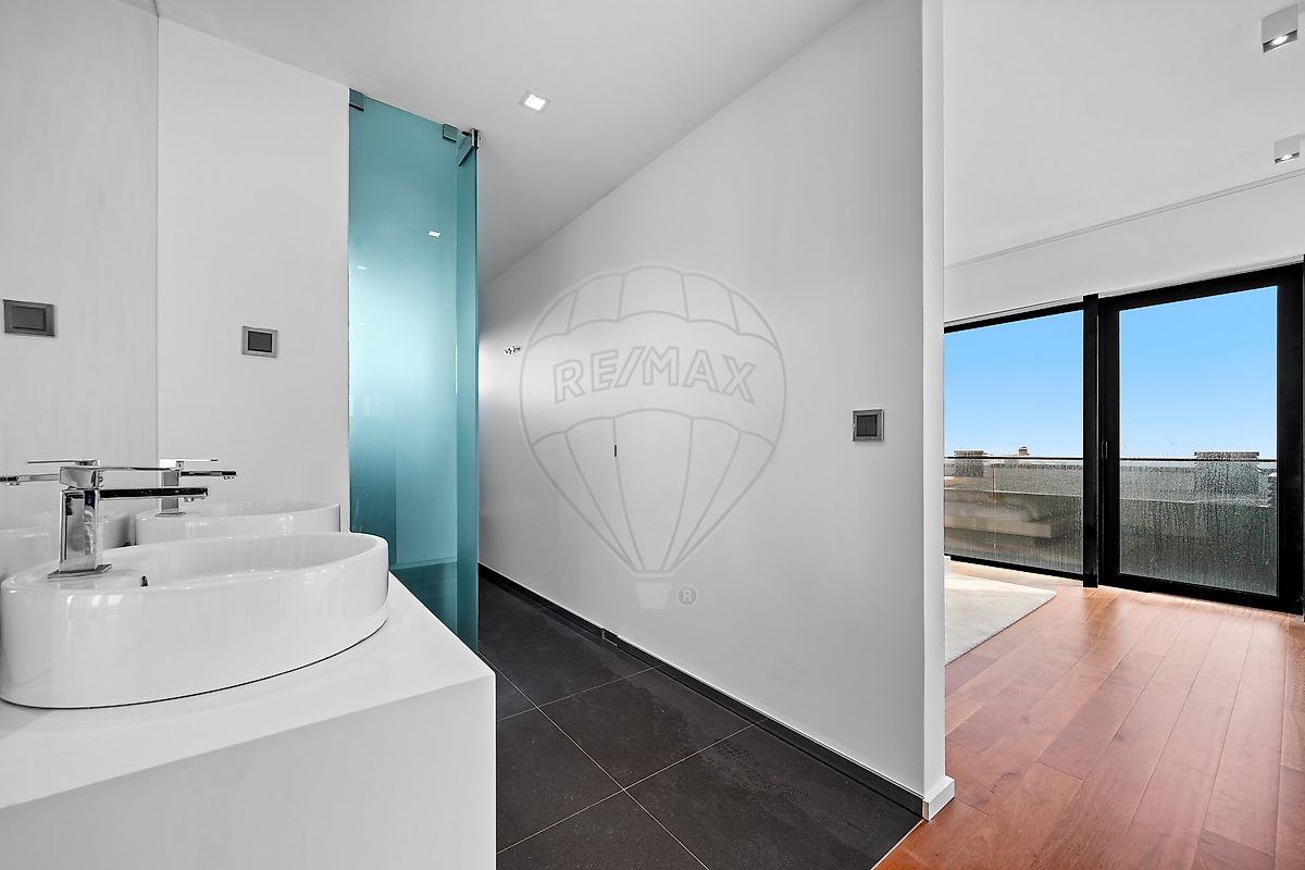 listing 124561033-294 picture-0