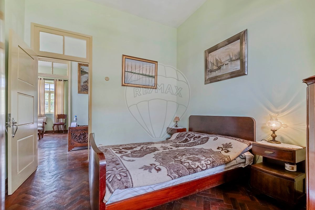 listing 124561046-121 picture-0