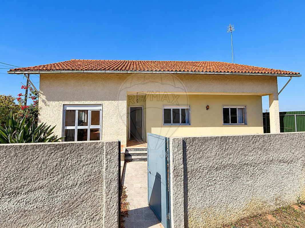 Moradia T4 à venda em Condeixa-a-Velha e Condeixa-a-Nova, Condeixa-a-Nova — foto 2
