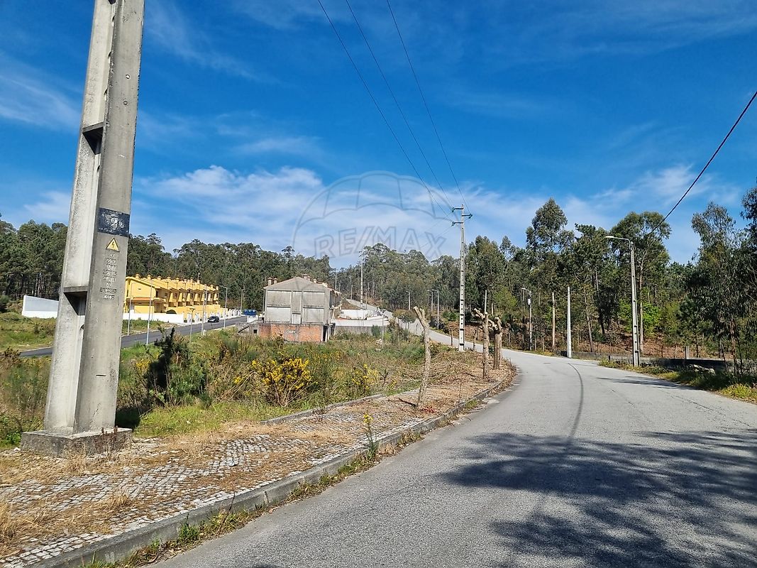 Terreno  à venda em Oliveira de Azeméis