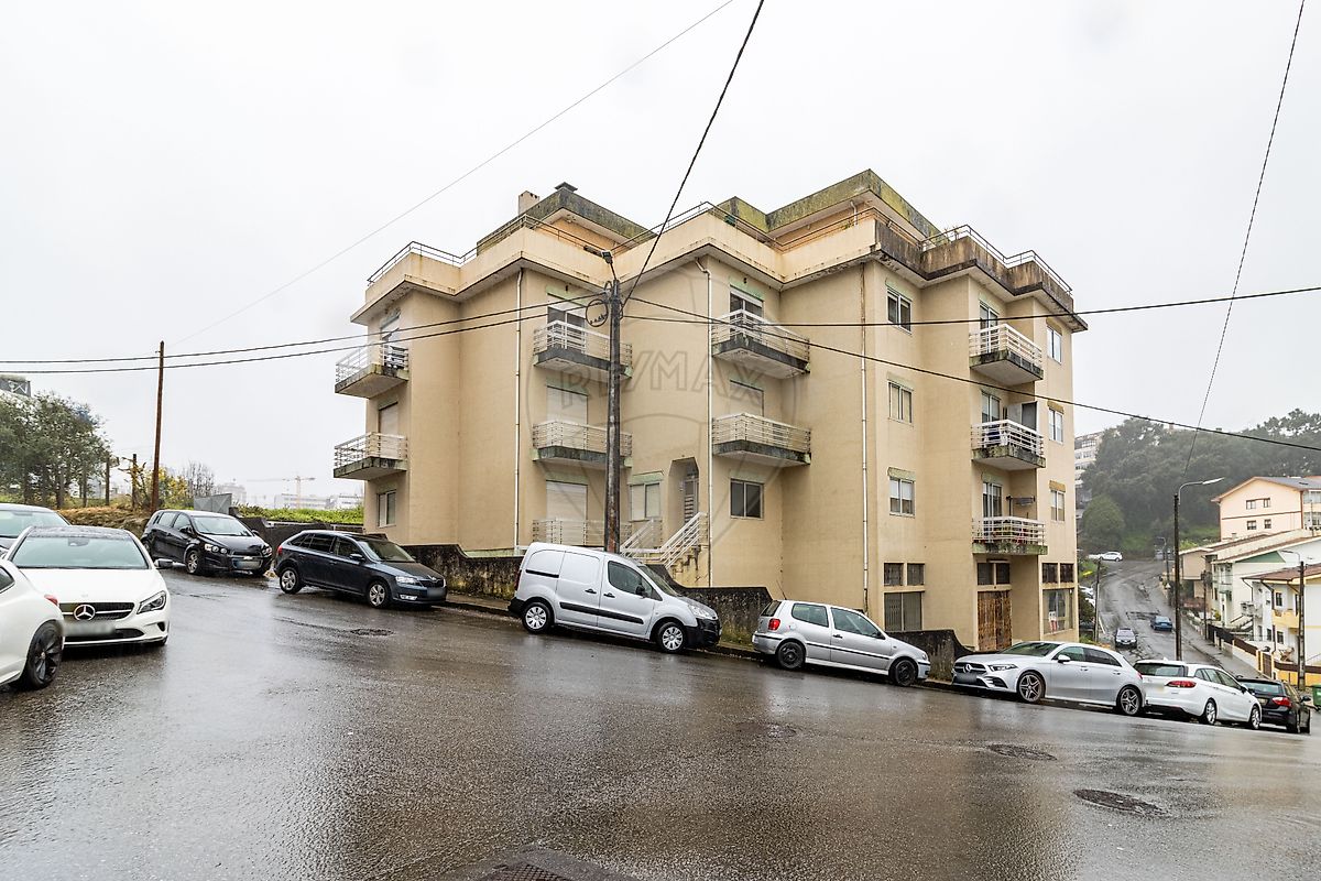 Apartamento T2 à venda em Vila Nova de Gaia