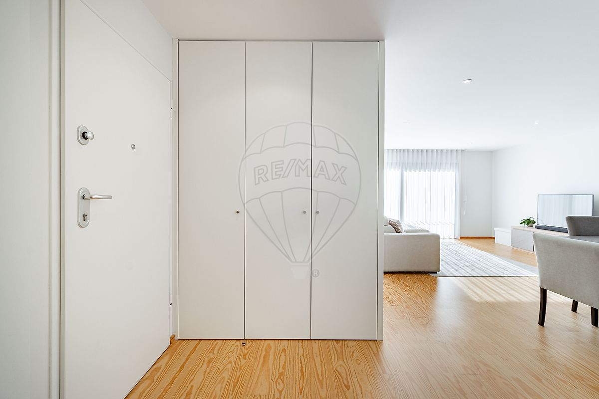 Apartamento T2 à venda em Nogueira da Regedoura, Santa Maria da Feira — foto 6