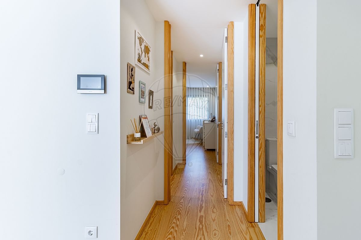 Apartamento T2 à venda em Nogueira da Regedoura, Santa Maria da Feira — foto 19