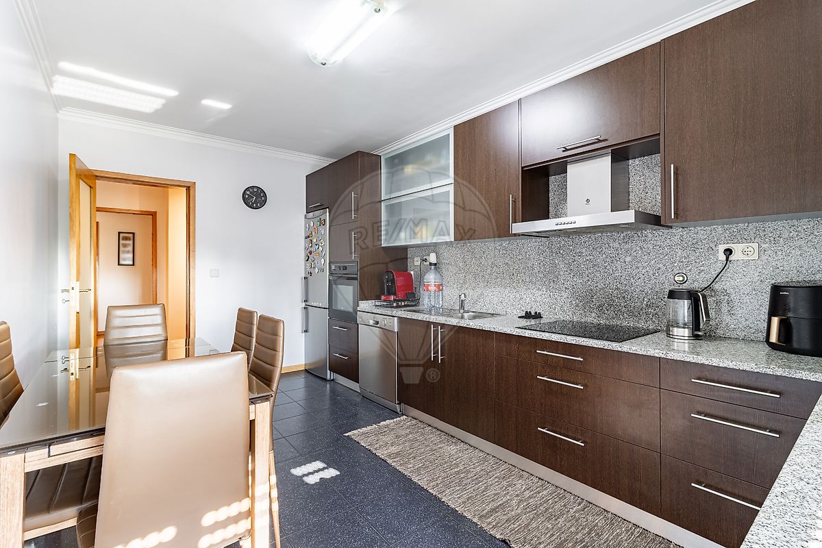 Apartamento T3 à venda em São Paio de Oleiros, Santa Maria da Feira — foto 12