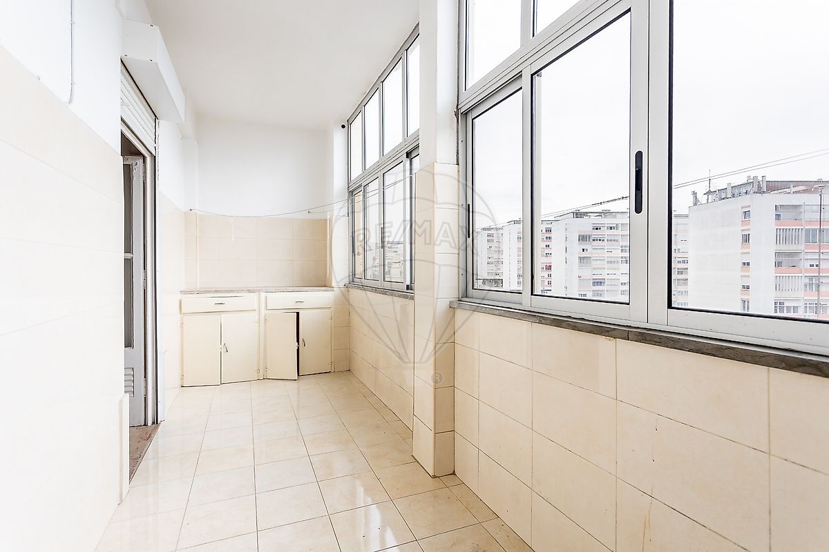 Apartamento T4 à venda em Estrela, Lisboa — foto 27