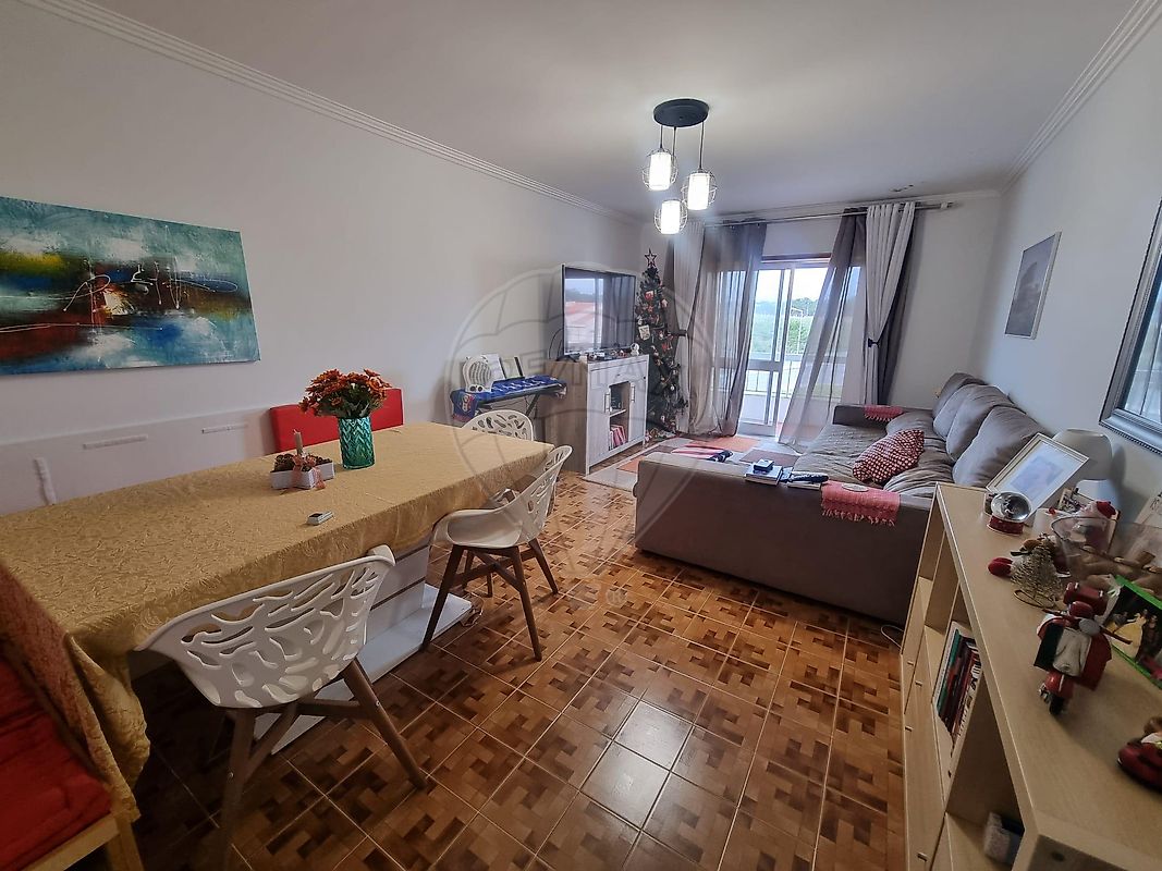 Apartamento T3 para arrendar em Ovar