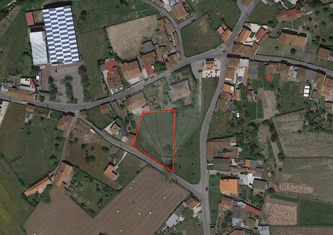 Land for sale in Estarreja, Portugal — €65,000