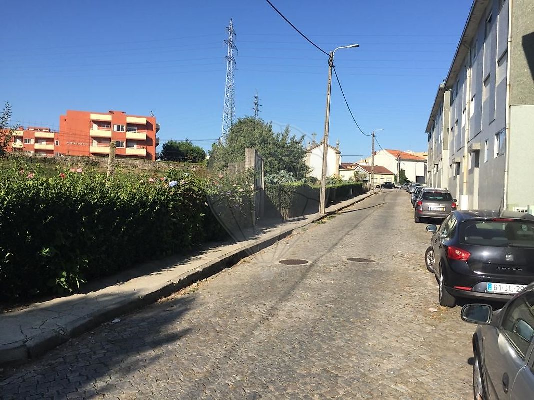 Land for sale in Gondomar, Portugal — €800,000