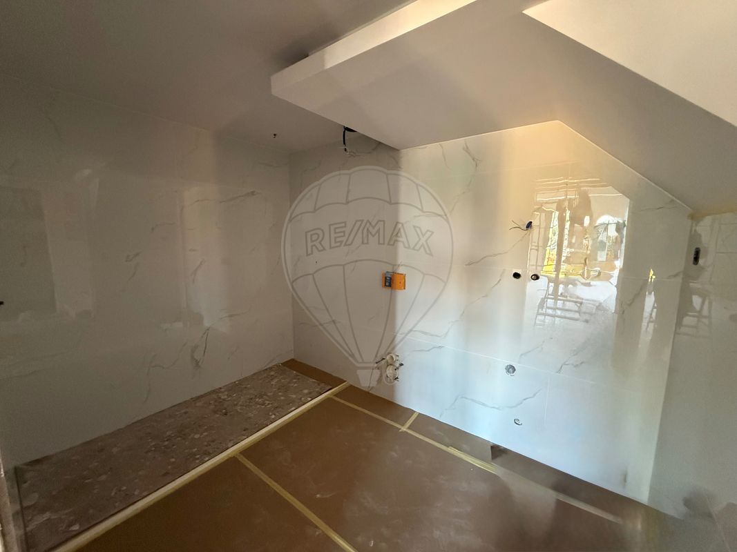 listing 124601424-154 picture-0