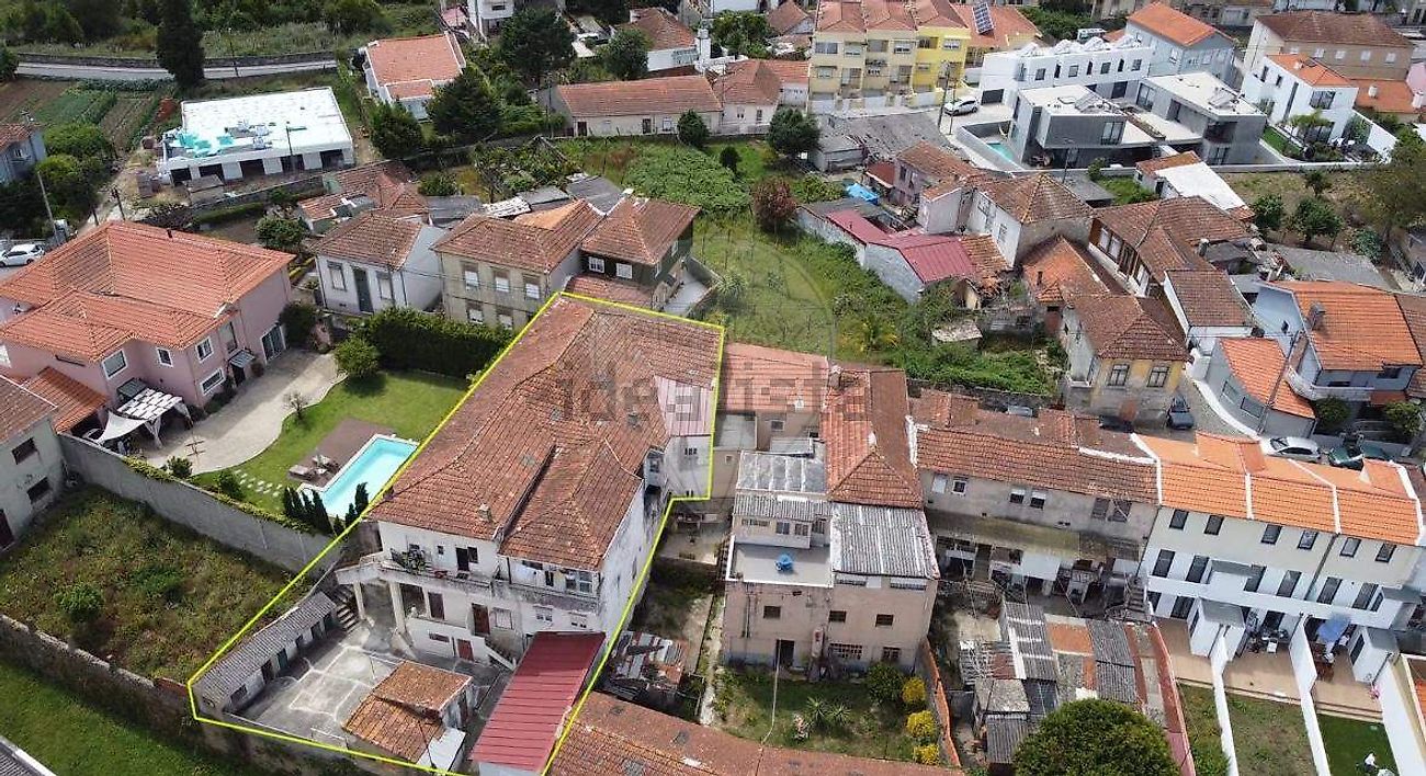 Prédio à venda em Gondomar