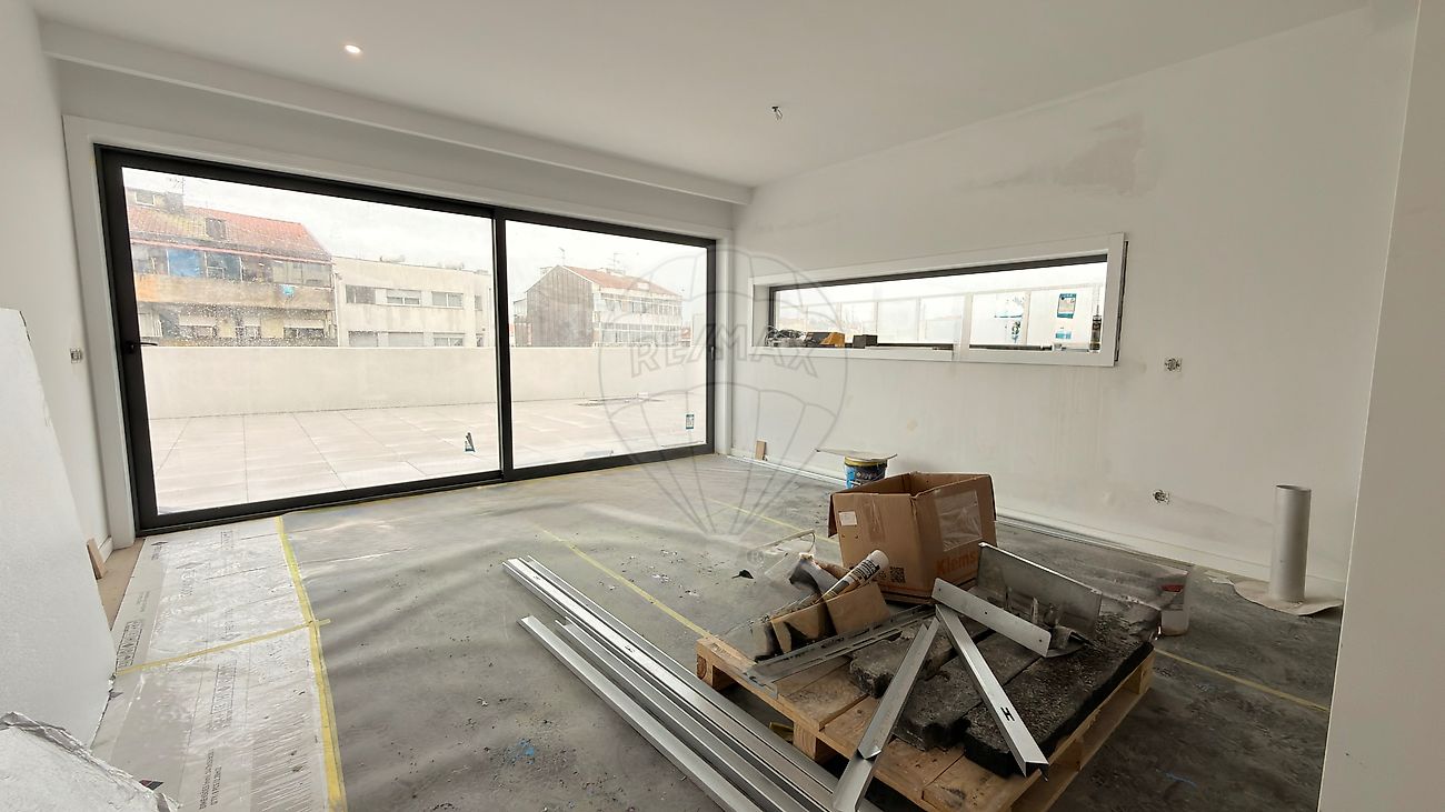 Apartamento T3 à venda em Porto