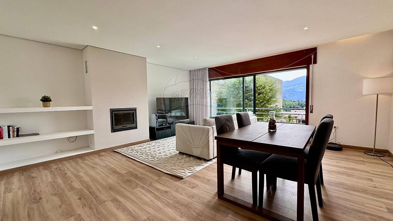 Apartamento T3 à venda em Penafiel