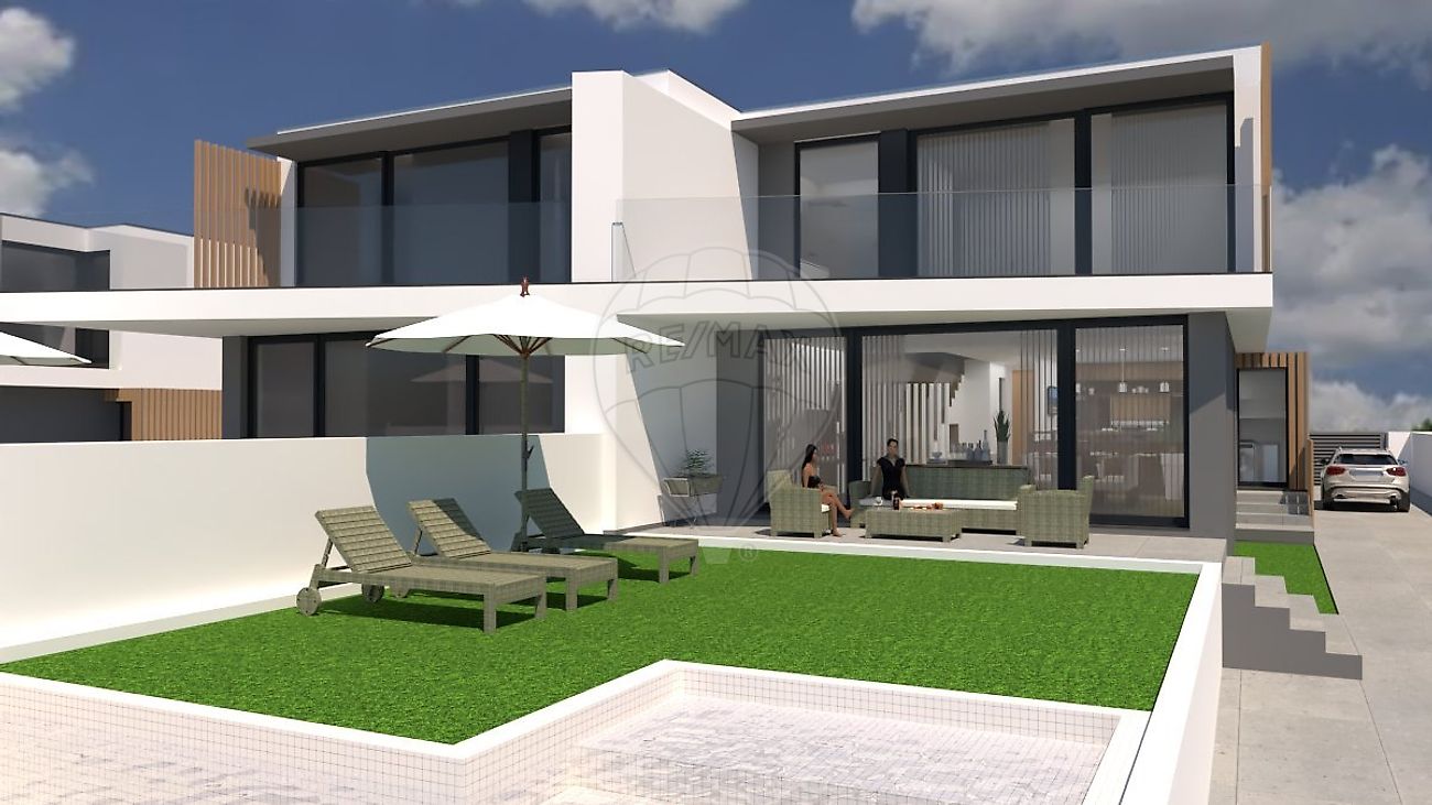 Moradia T3 à venda em Vila Nova de Gaia