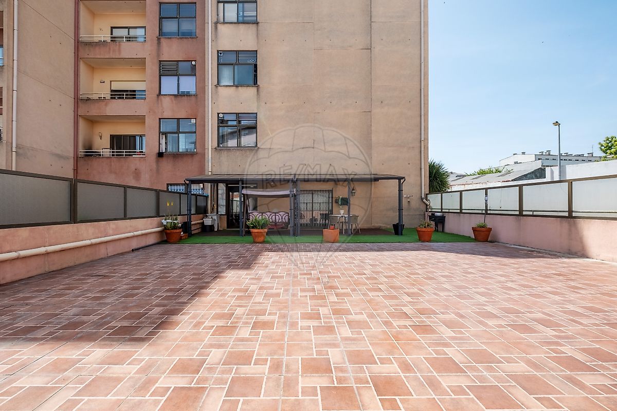 Apartamento T4 à venda em Gondomar