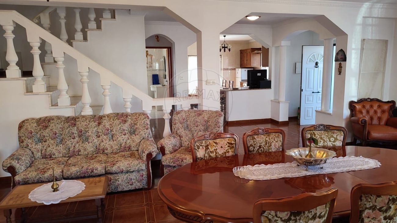 listing 124611049-18 picture-0