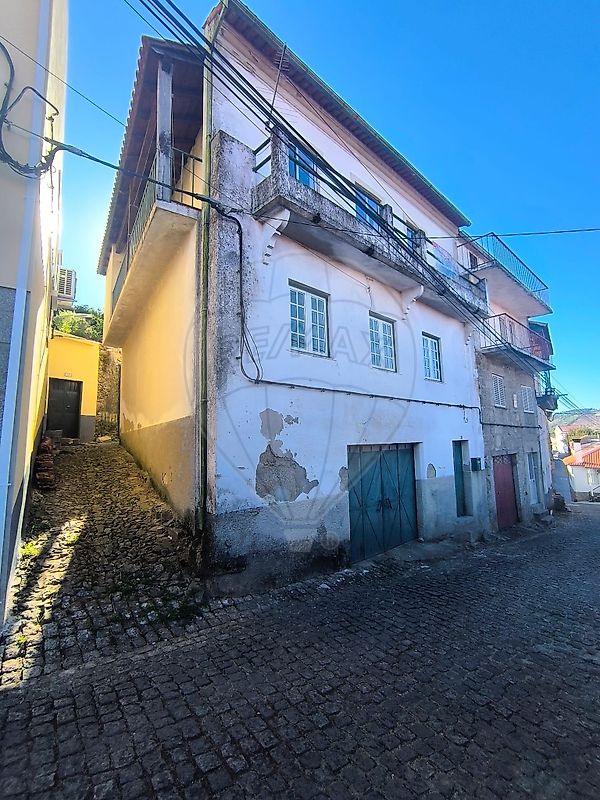 Moradia - Alcongosta, Fundão, Castelo Branco