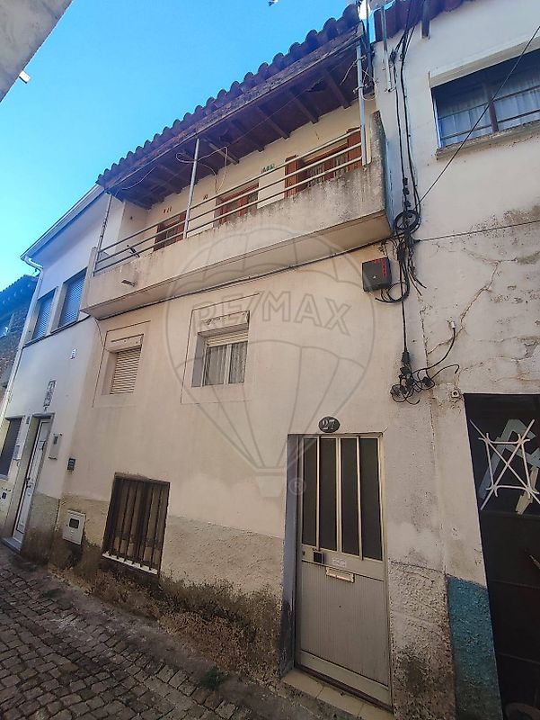 Apartamento T2 à venda em Fundão
