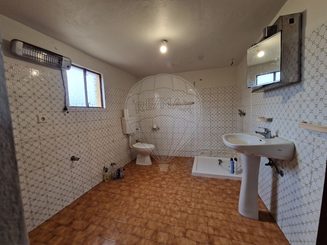 listing 124631125-33 picture-0