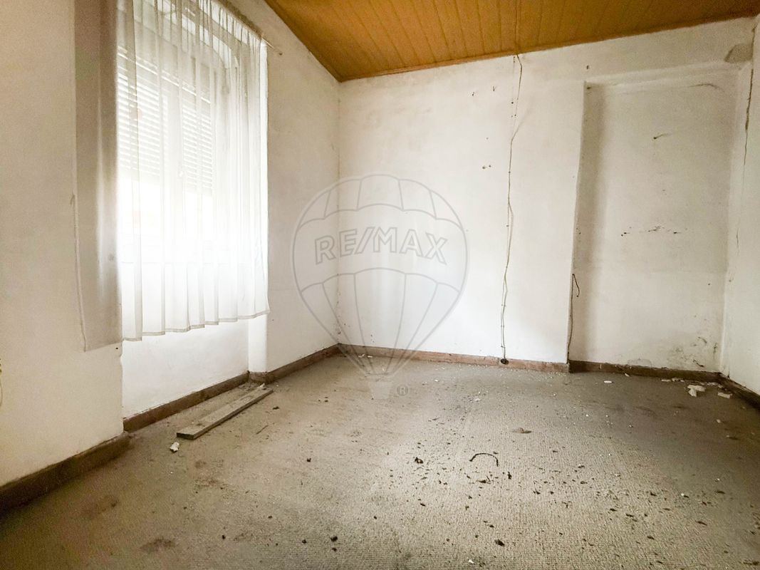 listing 124631141-38 picture-0
