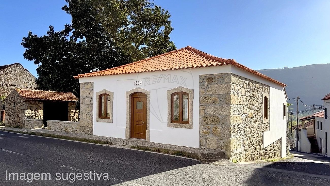 Moradia - Mira de Aire, Porto de Mós, Leiria