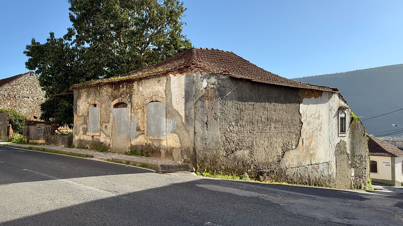 Moradia T3 à venda em Porto de Mós