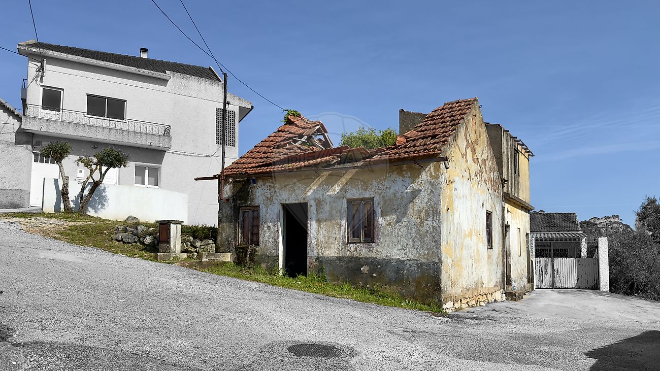 Moradia - Mira de Aire, Porto de Mós, Leiria