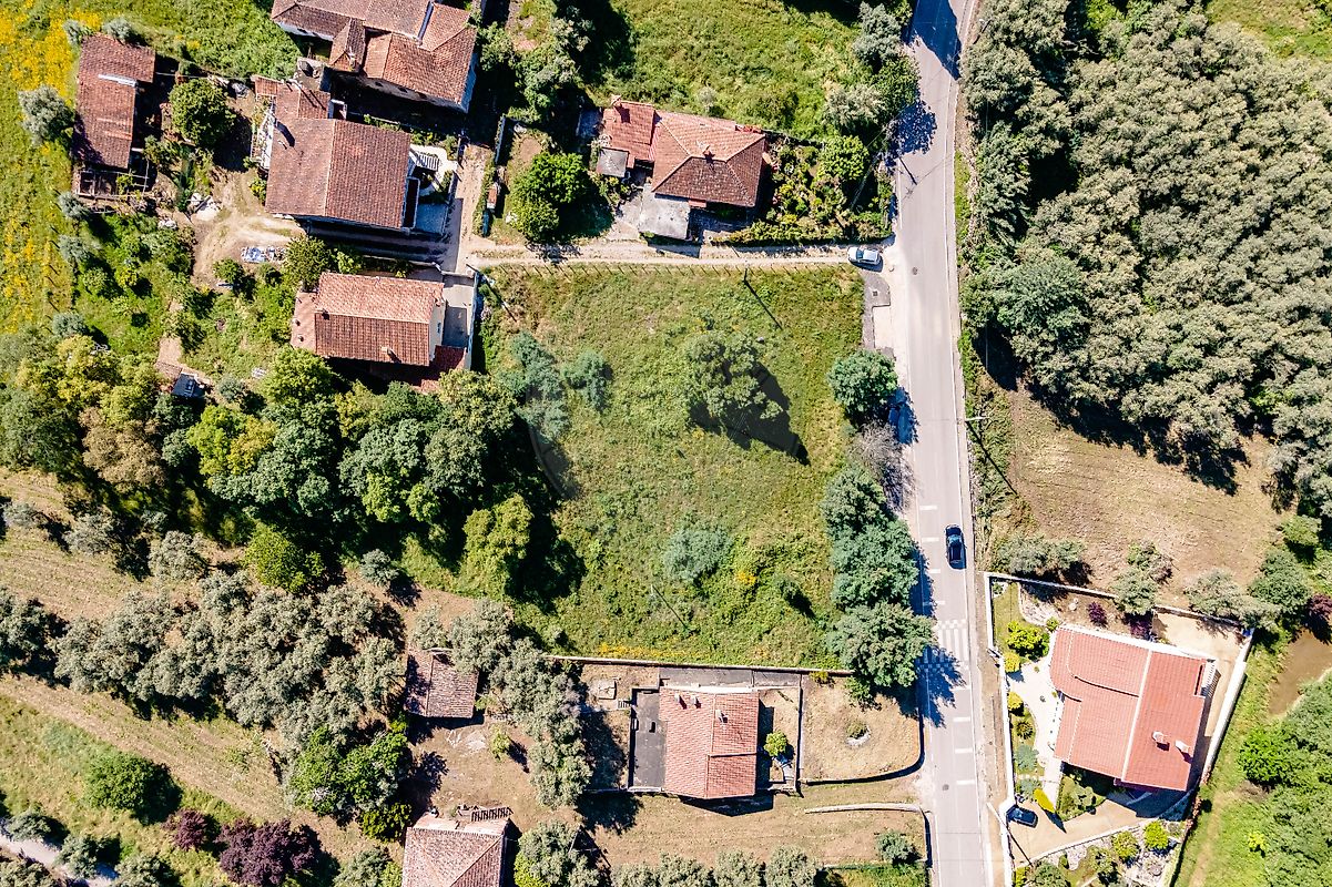Land for sale in Lousã, Portugal — €128,000