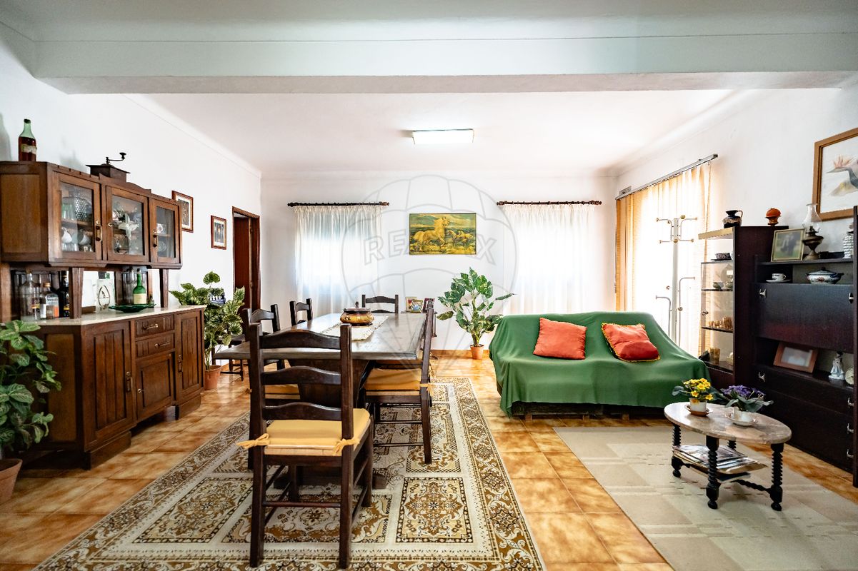 listing 124651150-45 picture-0