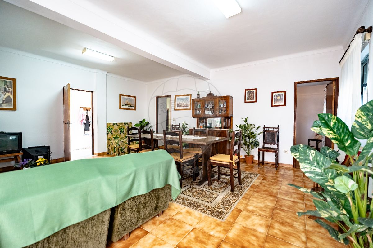 listing 124651150-45 picture-0