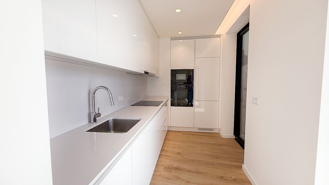 listing 124651083-330 picture-0