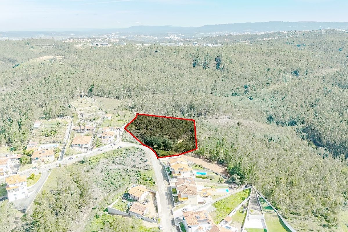 Land for sale in Coimbra, Portugal — €85,000