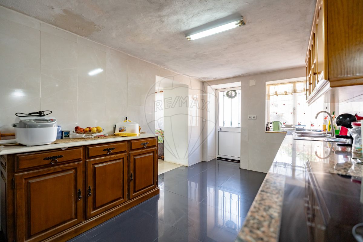 listing 124651206-3 picture-0