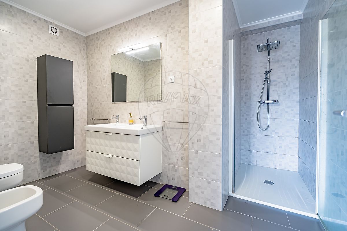 listing 124651012-176 picture-0
