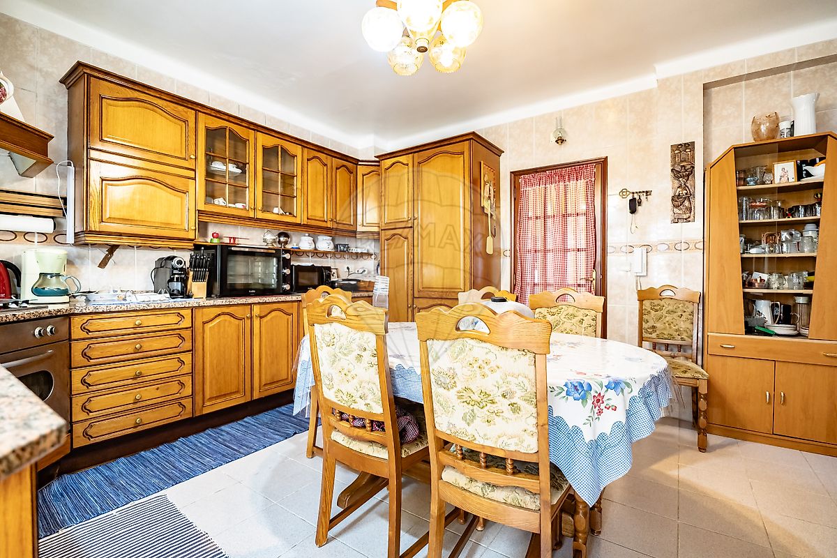 listing 124651206-5 picture-0