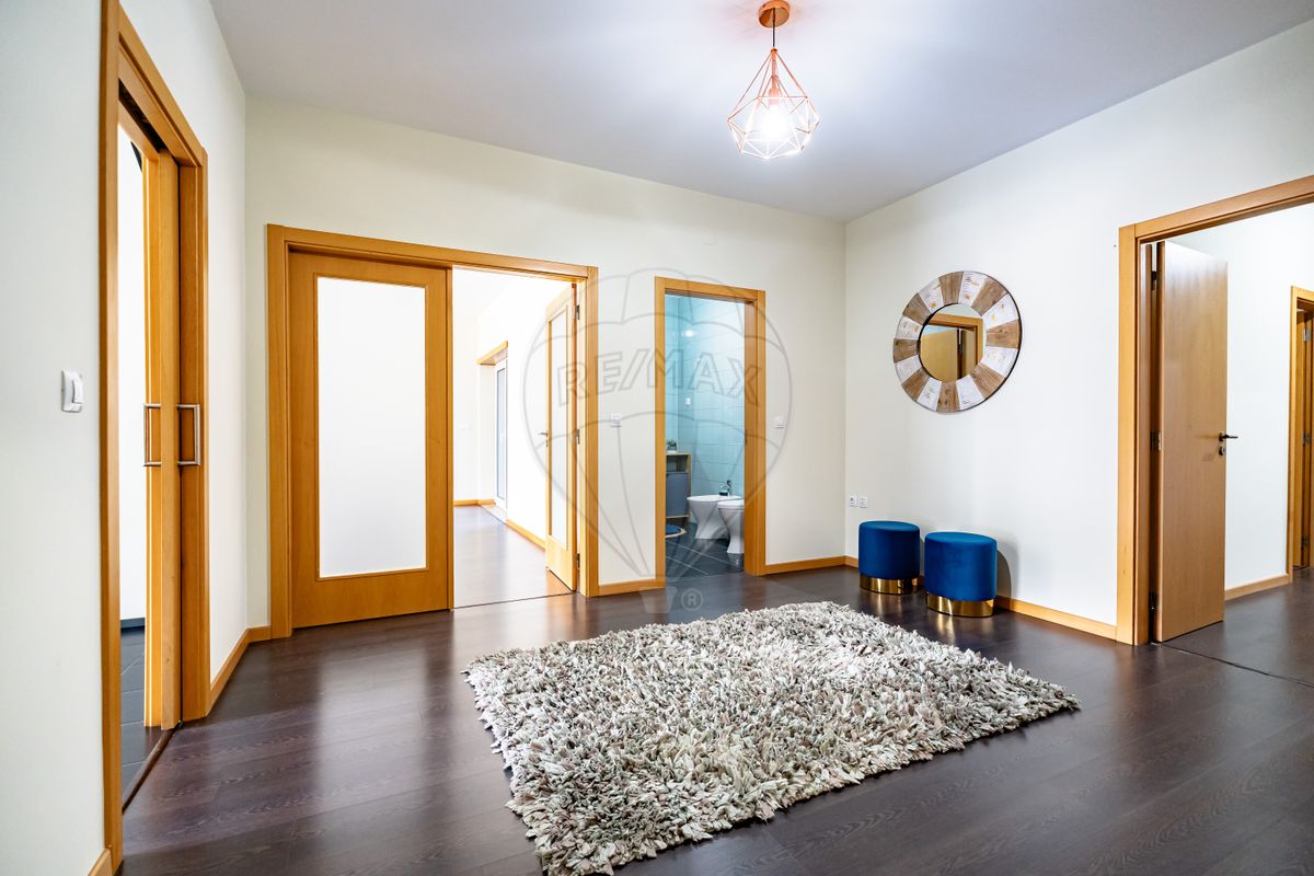 Apartamento T4 para venda