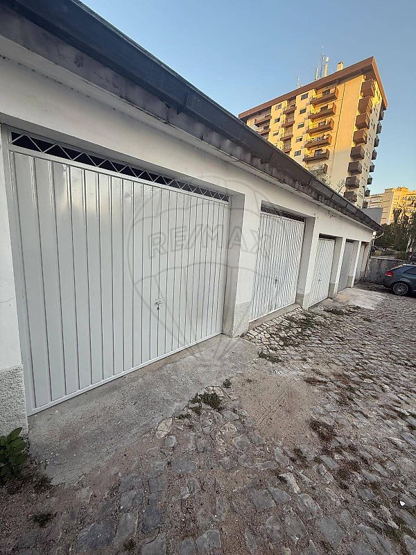 Garagem à venda em Coimbra