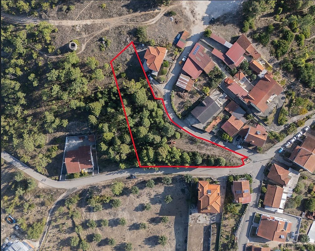 Terreno à venda em Coimbra