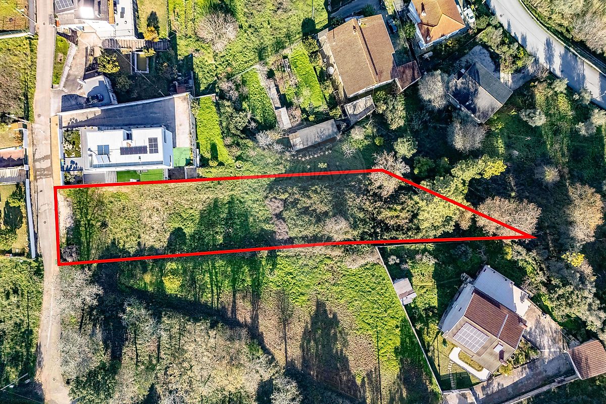 Terreno à venda em Coimbra