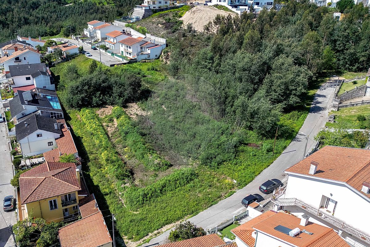 Terreno à venda em Coimbra