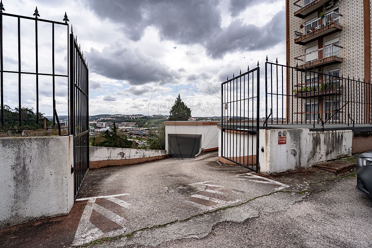 Garagem à venda em Coimbra