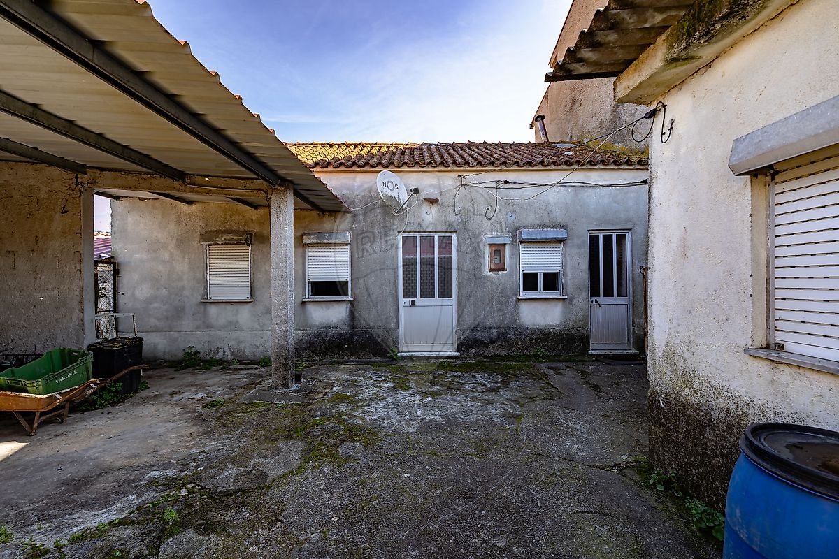 Moradia T2 à venda em Coimbra