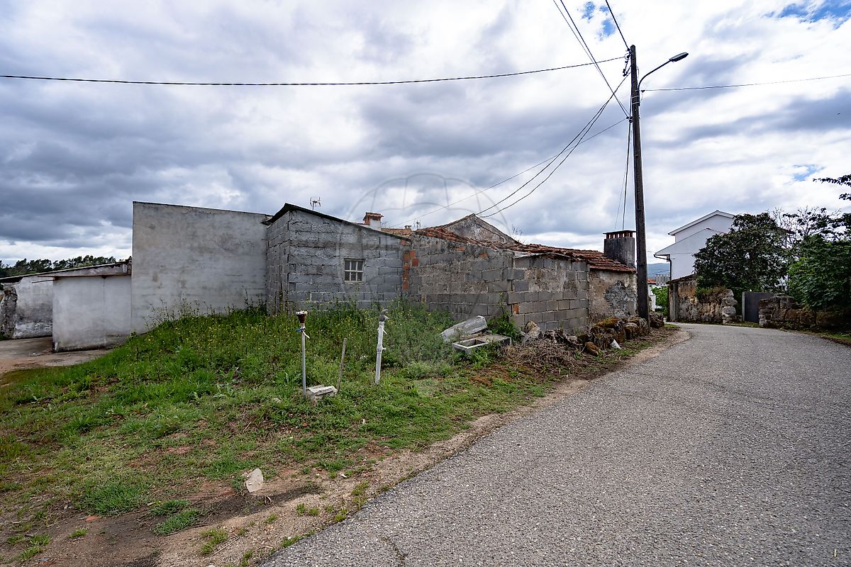 Moradia T2 à venda em Soure