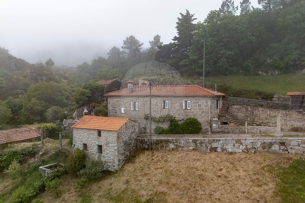 Moradia - Guardão, Tondela, Viseu