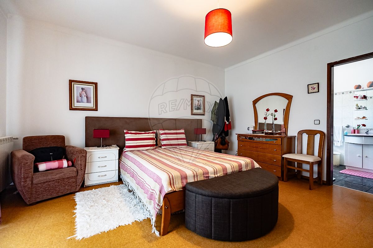 Moradia T4 à venda em Monte Redondo e Carreira, Leiria — foto 22