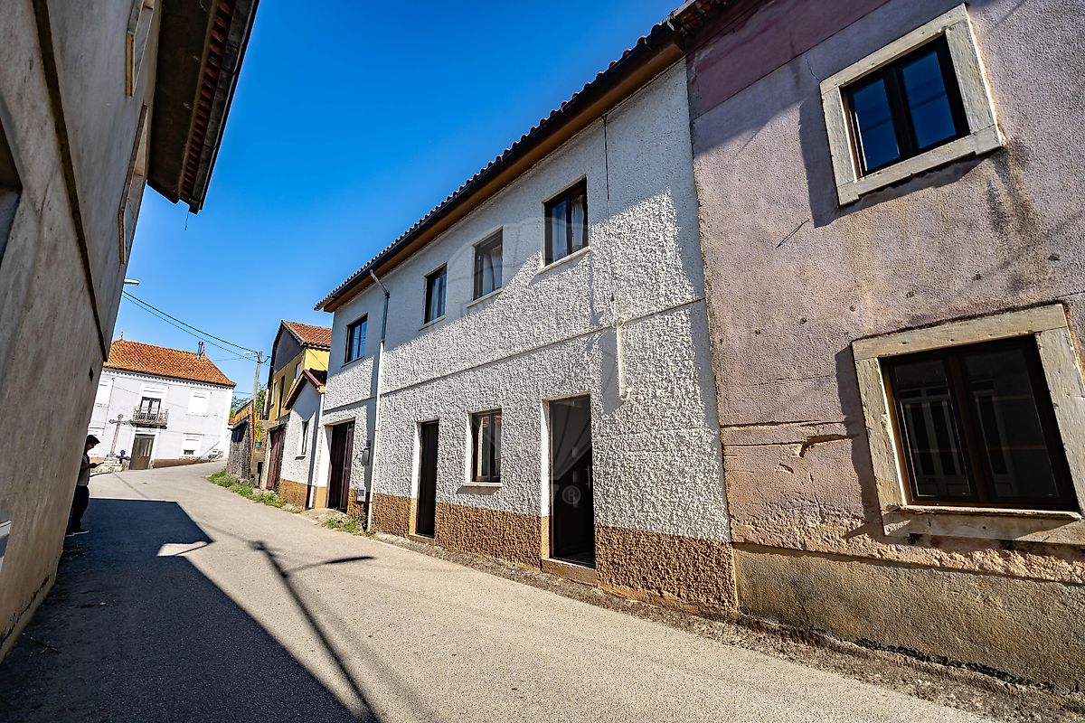 Moradia T4 - Sazes do Lorvão, Penacova, Coimbra