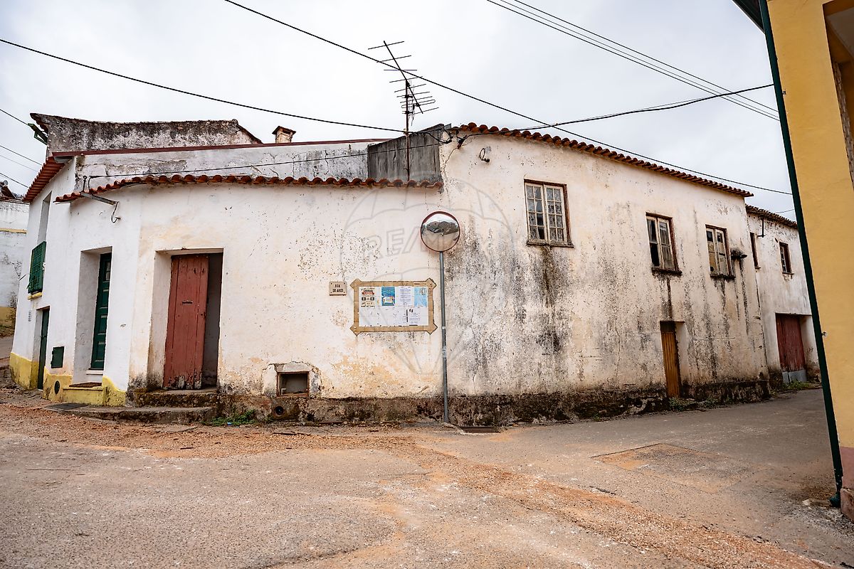 Moradia T4 - Lousã e Vilarinho, Lousã, Coimbra