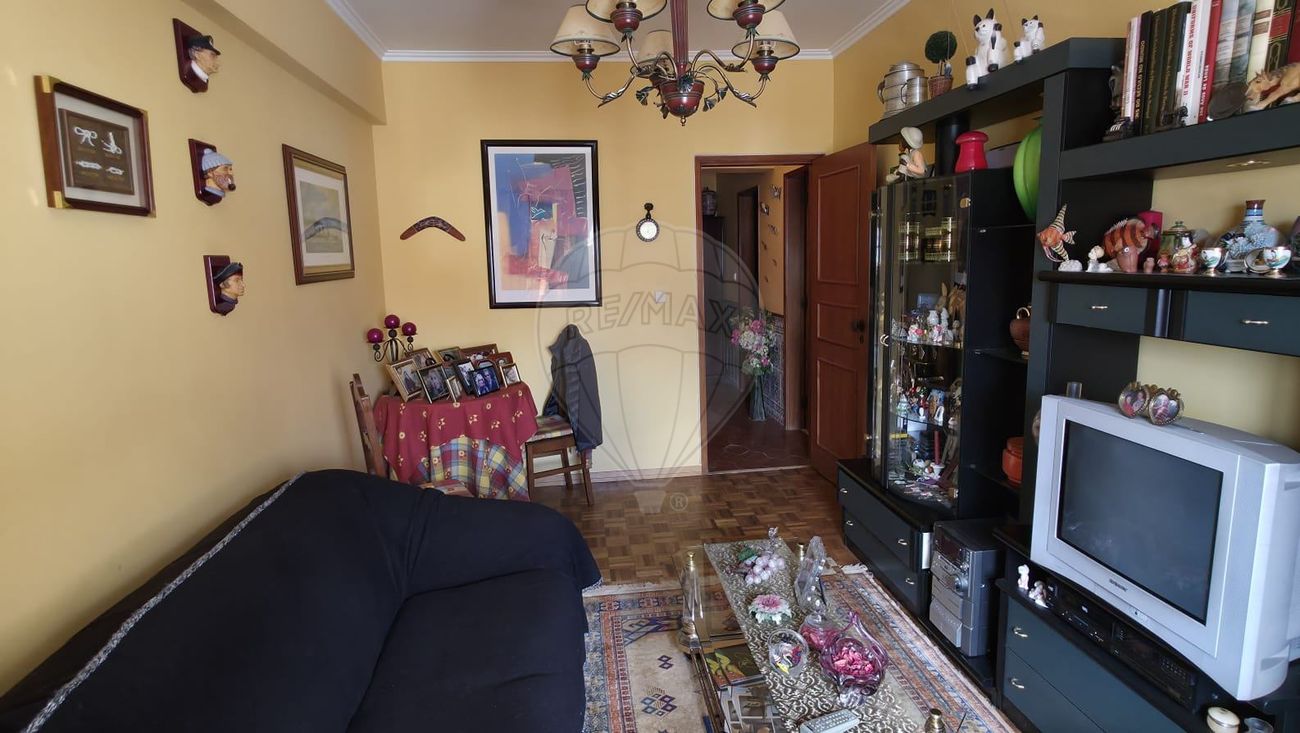 listing 124661121-3 picture-0